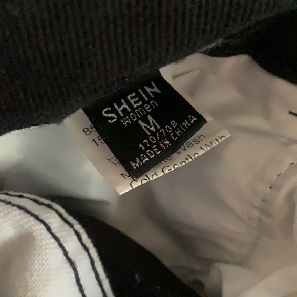 Shein custom black & white jeans size medium - Picture 7 of 7
